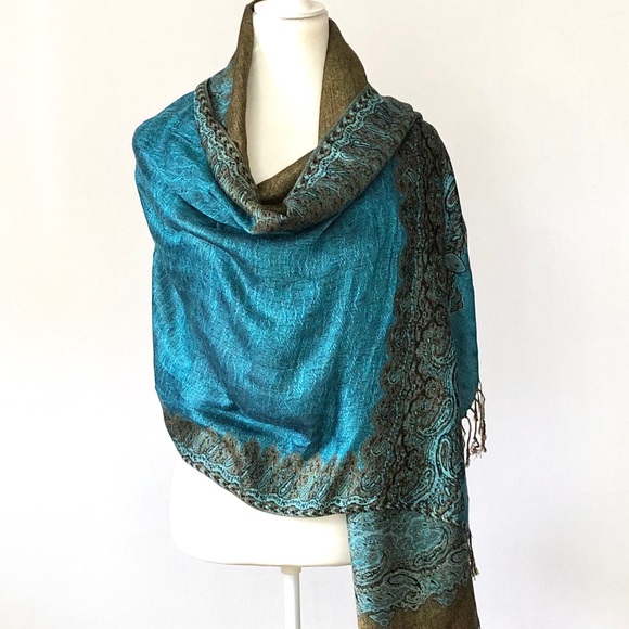 Pashmina Accessories - Reversible Pashmina Wrap 27” x 76”